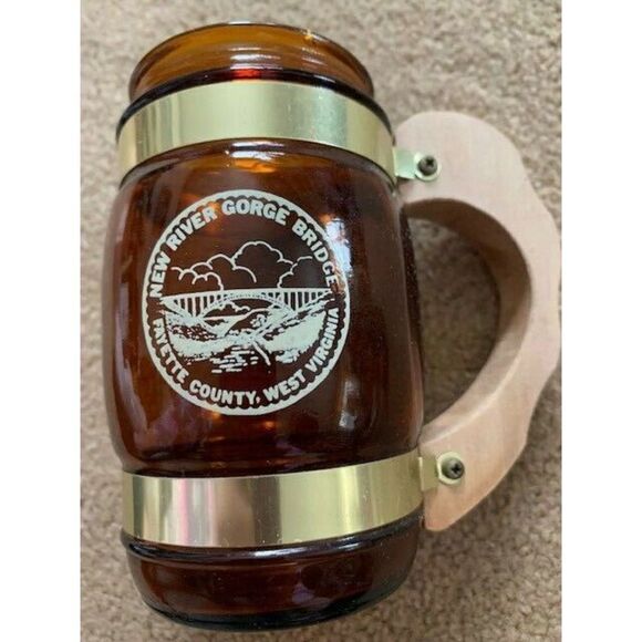 VINTAGE NEW RIVER GORGE BRIDGE WHITE WATER RAFT TRIP AMBER WOOD HANDLE MUG - Picture 1 of 5